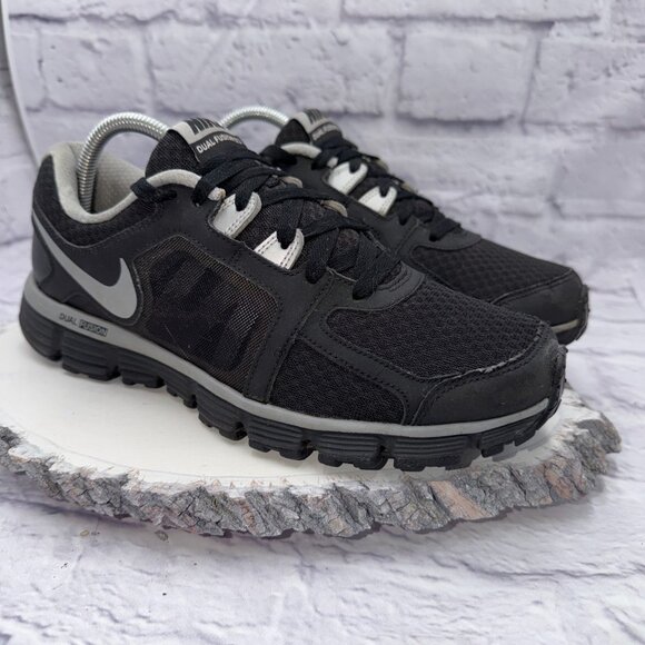 Nike Dual Fusion ST2 Womens Size 9.5 Black Sliver Training Shoes Sneakers - Picture 4 of 11
